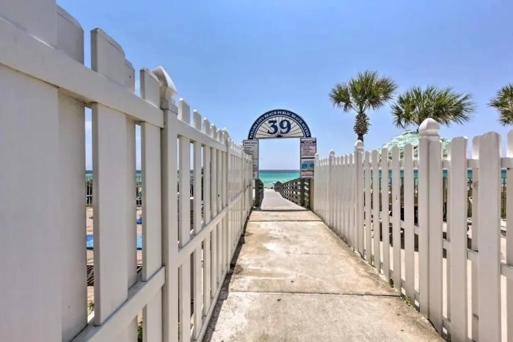 Holiday home Cozy 2-Bedroom Townhouse W/ Pool And Golf Cart Panama City Beach United States