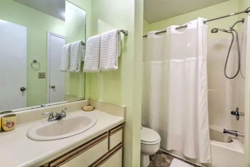 Holiday home Cozy 2-Bedroom Townhouse W/ Pool And Golf Cart Panama City Beach United States